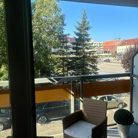 Plac Slowianski 10